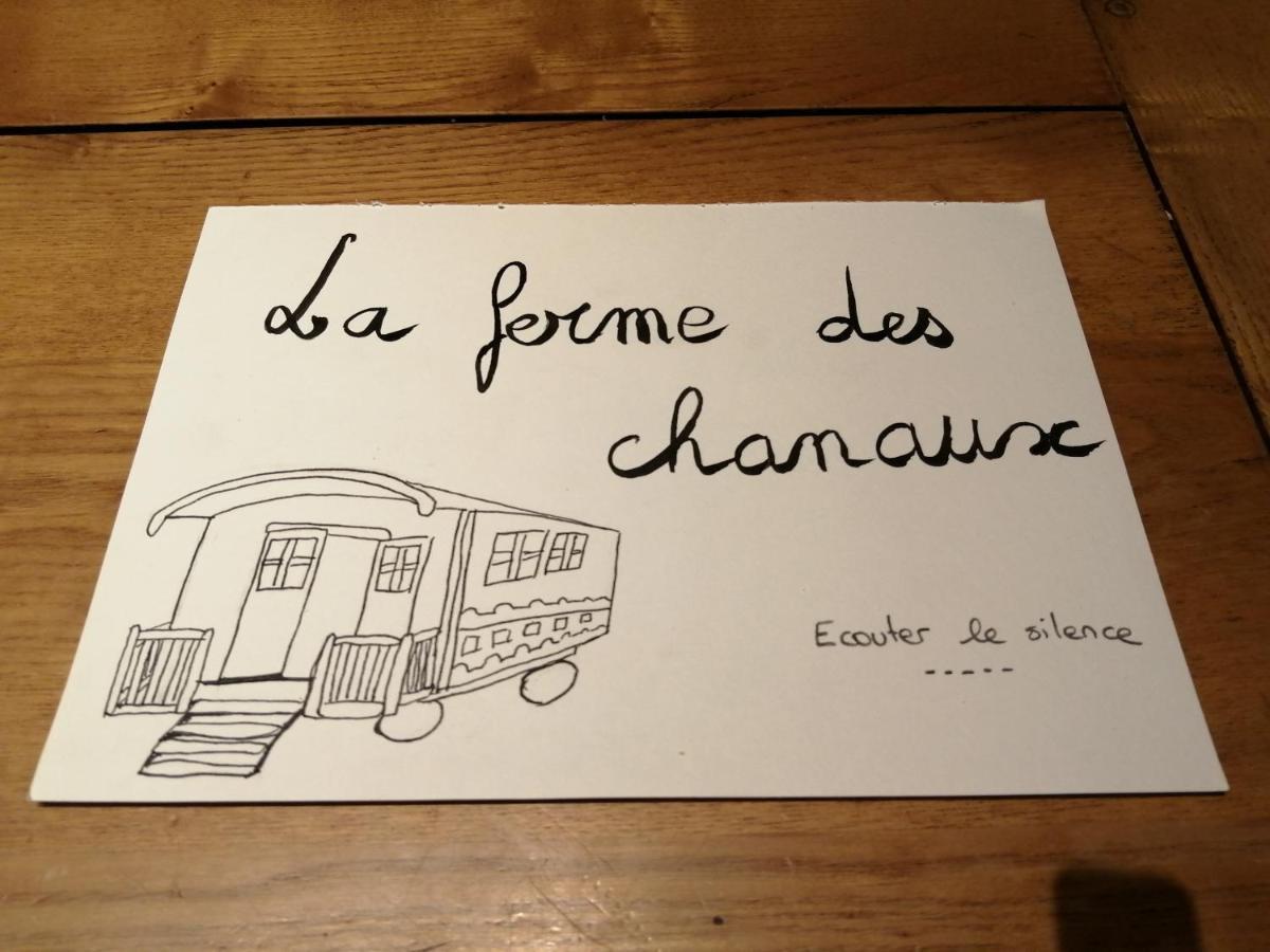 Les Roulottes De La Ferme Des Chanaux Saint-Julien-d'Ance Buitenkant foto